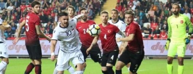 Renditja e FIFA-s, Shqipëria e<br />Kosova fitojnë nga 9 pozicione<br>
