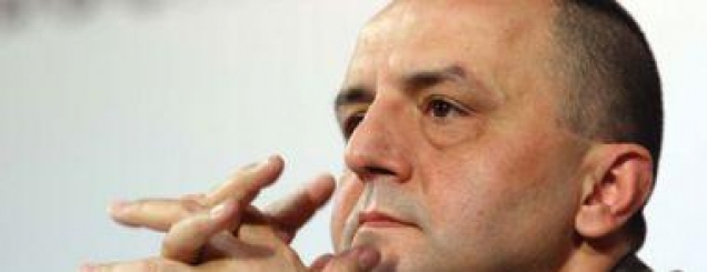 Dëgjoni meshën nga 'shqiptari i<br />sotëm', por kujtoni At Stathi Melani<br>
