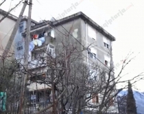 Gjirokastër,thellohet çarja e tokës te<br />pallati 5-katësh,gjeologët-banorëve:Ikni<br>
