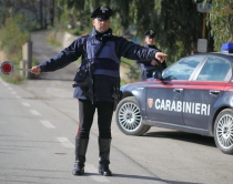 Italianët ndjekin shqiptarin e dehur<br />si nëpër filma, përplas karabinierët<br>
