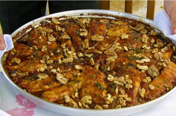 Gatimi i tavës me Koran dhe arra<br />ushqimi tradicional në Pogradec<br>
