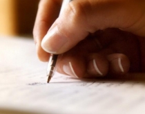 Pse ky nivel kaq i dob&euml;t i shqipes<br />s&euml; shkruar te&nbsp;gazetar&euml;t?<br>
