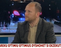 Gazetari Rusta:Ja pse Kasmi u vra<br />nga një grek,del e shkuara kriminale<br>
