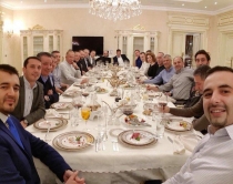 Krerët e shtetit të Kosovës darkojnë <br />së bashku, pajtim për demarkacionin?<br>
