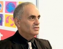 'Sanremo',Fuga: Ermal Met&euml;n po e&nbsp;<br />kthejn&euml; n&euml;&nbsp;vler&euml; kund&euml;r Shqip&euml;ris&euml;<br>
