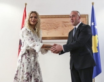 10-vjetori i pavarësisë, Haradinaj pret<br />Rita Orën: Jemi me fat që të kemi<br>
