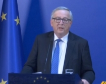 Juncker në Kosovë:Kushti kyç<br />për vizat ​Demarkacioni,votojeni!<br>
