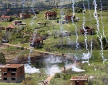 Kosovë, plagosen 3 persona<br />në incidentin Serbë me Shqiptarë