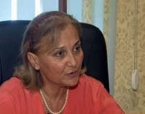 Reagon Ermelinda Meksi:Dor&euml;heqja&nbsp;<br />zgjidhja me e leht&euml;, por jo e duhura