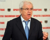 Ngjela: Rama t&euml;<br />shpall&euml; paktin me mua