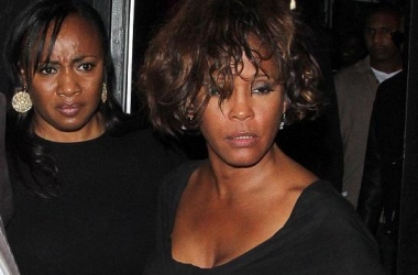 Whitney Houston, e dehur 48 orë para vdekjes