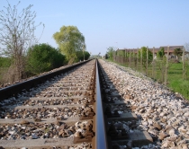 Raporti KLSH: Të shkarkohet drejtori hekurudhave