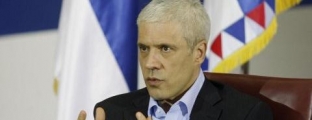 Tadiç planifikon dorëheqjen<br />Mediat serbe: Shkak Kosova