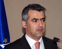 Dule: Incidenti me flamurin s'mund <br />t&euml; d&euml;mtoj&euml; lidhjen Greqi-Shqip&euml;ri