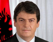 Tre vjet ne NATO Topi: Duhet<br />nje politike me vizion europian