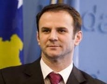 Kuci kritika EULEX: Nuk duhej lejuar <br />Koshtunica për fushatë