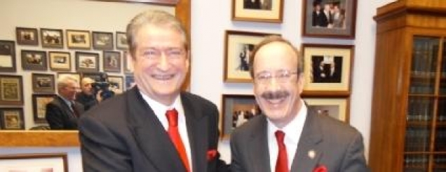 Engel: Zgjedhjet përcaktuese për <br />BE, jo Shqipërisë së madhe