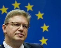 Drejt udh&euml;s s&euml; zgjerimit