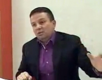 Gjykata e Lart&euml; rr&euml;zon <br />padin&euml; kund&euml;r Berish&euml;s