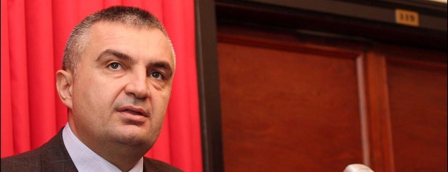 Meta ndryshon 3 ministri<br />Ikën Vasili e Naço, futet Tavo