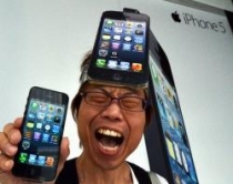 Hedhja në treg e iPhone 5,<br />rradhë të gjata për ta pasu