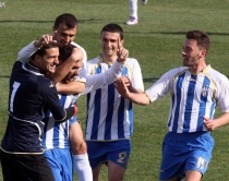 Tirana i falet Morin&euml;s,<br />Flamurtari i pap&euml;rmbajtsh&euml;m