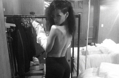 Rihanna sërish topless