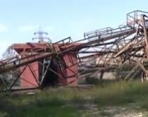 Stuhi e fuqishme në Itali, plagosen <br />38 punëtorë të një fabrike çeliku