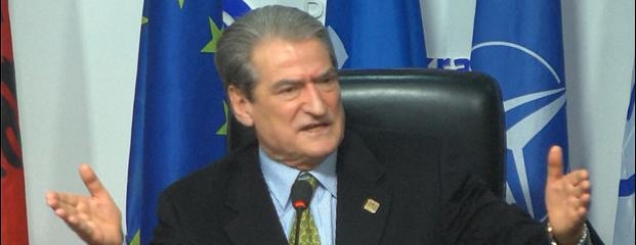 21 janari, Berisha: Grusht <br />aventurierësh kundër Shtetit