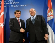 Kosova, Da&ccedil;i&ccedil; mesazh Turqis&euml;<br />p&euml;rmes Davotuglut: Mos nd&euml;rhyj