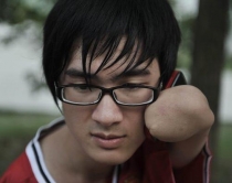 Djali pa krahë do të marrë pjesë <br />si notar në lojërat Paralimpike