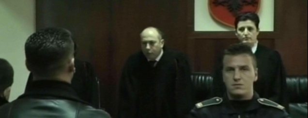 21 Janari, lirohen 2 gardistët <br />SHBA:Të trondidur nga vendimi