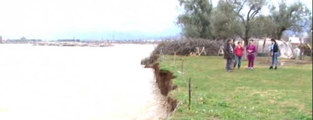 Shkodër,çahet argjinatura e lumit<br />Kir, protestojnë banorët në rrezik 