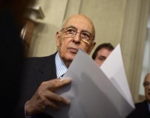 Itali, Napolitano fal kolonelin <br />amerikan i d&euml;nuar n&euml; munges&euml;