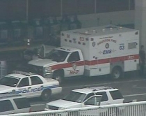 T&euml; sht&euml;na n&euml; aeroportin e<br />Houston, 29-vje&ccedil;ari vret veten