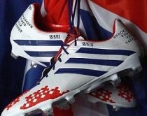 Beckham me k&euml;puc&euml; speciale<br />n&euml; ndeshjen e fundit n&euml; karrier&euml;