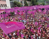 Mitingu p&euml;rmbyll&euml;s i PS, sheshi<br />'N&euml;n&euml; Tereza' i bllokuar deri n&euml; 24:00