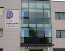 Reagimet p&euml;r zgjedhejt p&euml;r kreun e PD