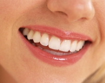 Ja disa këshilla si të zbardhni<br />dhëmbët me preparate shtëpiake