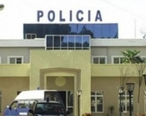 Rrahin dhe vjedhin të moshuarin<br />arrestohen tre të rinjë në Vlorë