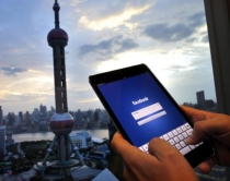 Ekspert&euml;t: Interneti na zot&euml;ron, 1 n&euml;<br />12 minuta e shpenzojm&euml; n&euml; we