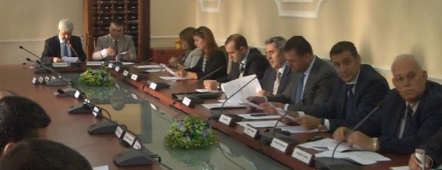 Akti i nëpunësit civil, mazhoranca<br />rrëzon dekretin e Nishanit