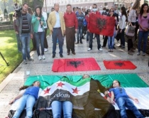 FOTOLAJM/Kujt i duhet një<br />protestë si kjo?