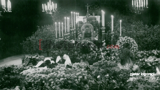 Funerali i Aleksandër Moisiut dhe Unaza e Ifflandit