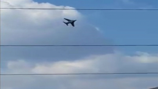 Video/ Pas arrestimit të Gjuriçit, Serbia dërgon avionët luftarakë në kufi me Kosovën