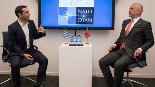 Kryeministri grek Tsipras shtyn vizitën në Shqipëri, Kotzias nesër në Tiranë