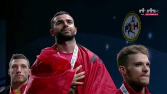 Tre medalje ari në kampionatin Europian, Calja: suksesin ja dedikoj shqiptarëve