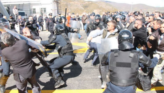 Protestuesit e Kalimashit, ja 8 të arrestuarit në Kukës që ndodhen në Tiranë/ Emrat