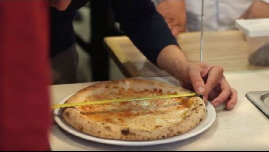 Gjermani, gatuhet pica me më shumë djathë në botë/VIDEO