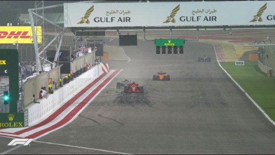 Vettel triumfon edhe në Bahrein, Raikkonen i thyen këmbën mekanikut/VIDEO